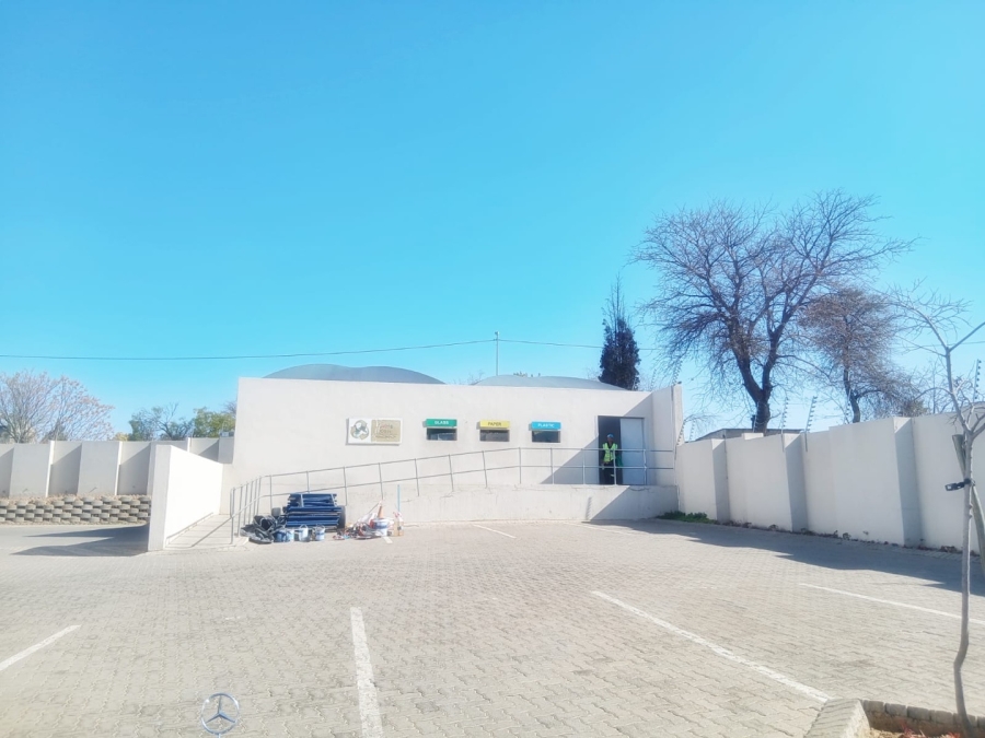 3 Bedroom Property for Sale in Broadacres Gauteng