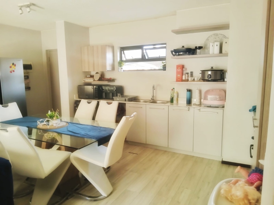 3 Bedroom Property for Sale in Broadacres Gauteng