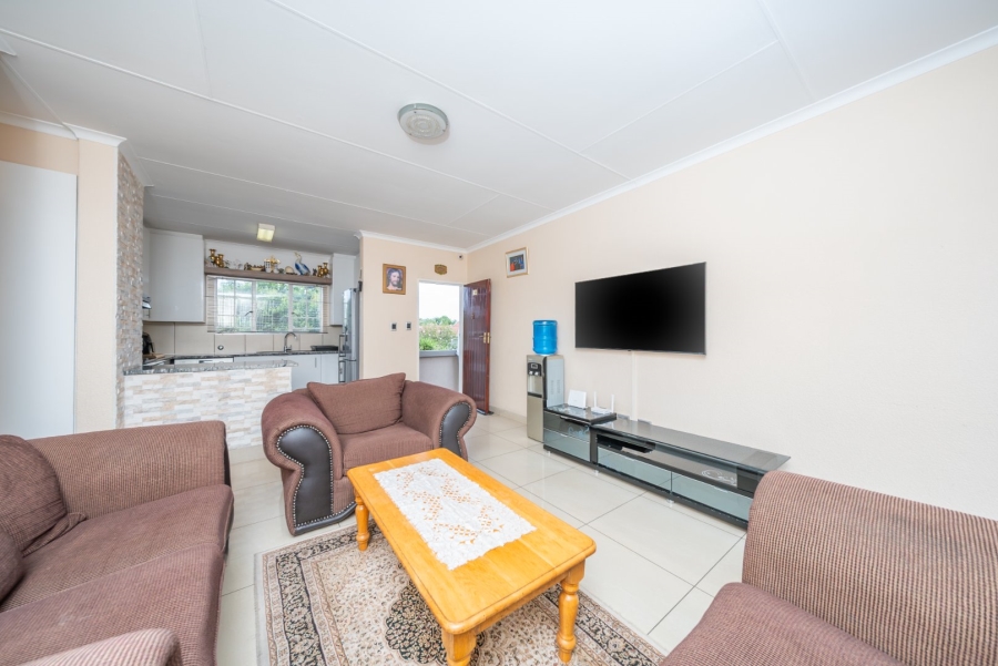 2 Bedroom Property for Sale in Eden Glen Gauteng