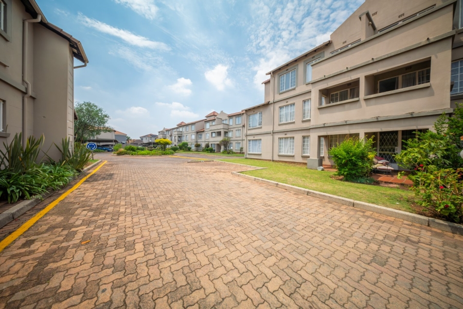 2 Bedroom Property for Sale in Eden Glen Gauteng