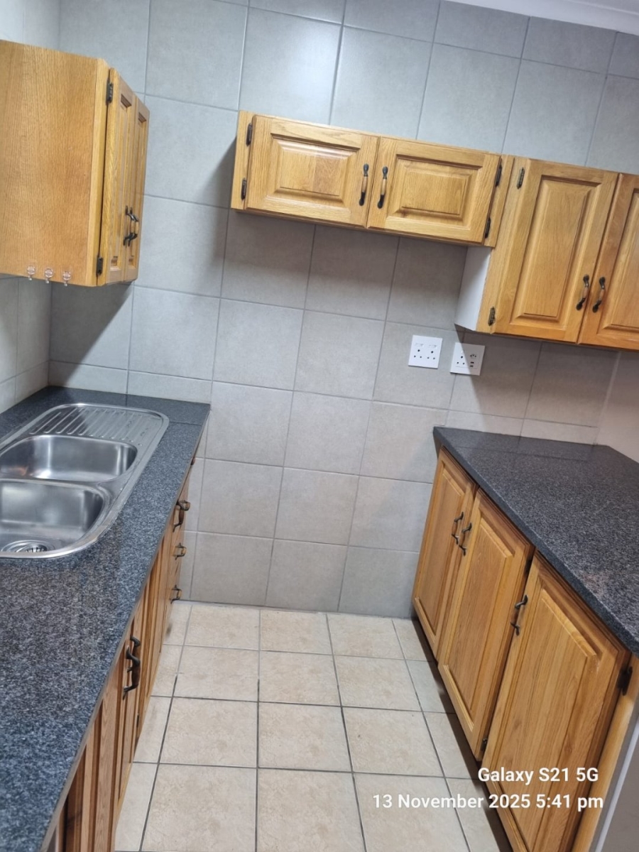 To Let 3 Bedroom Property for Rent in Lyttelton Manor Gauteng
