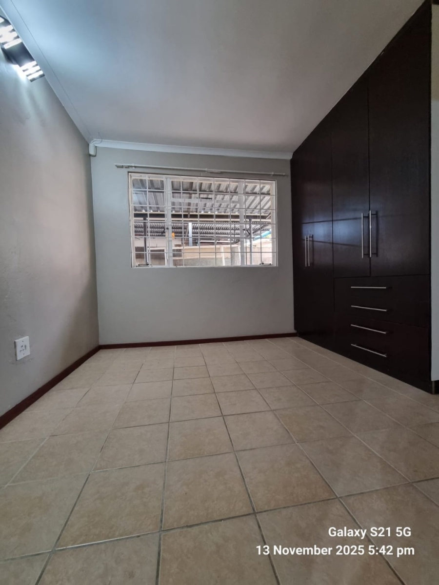 To Let 3 Bedroom Property for Rent in Lyttelton Manor Gauteng