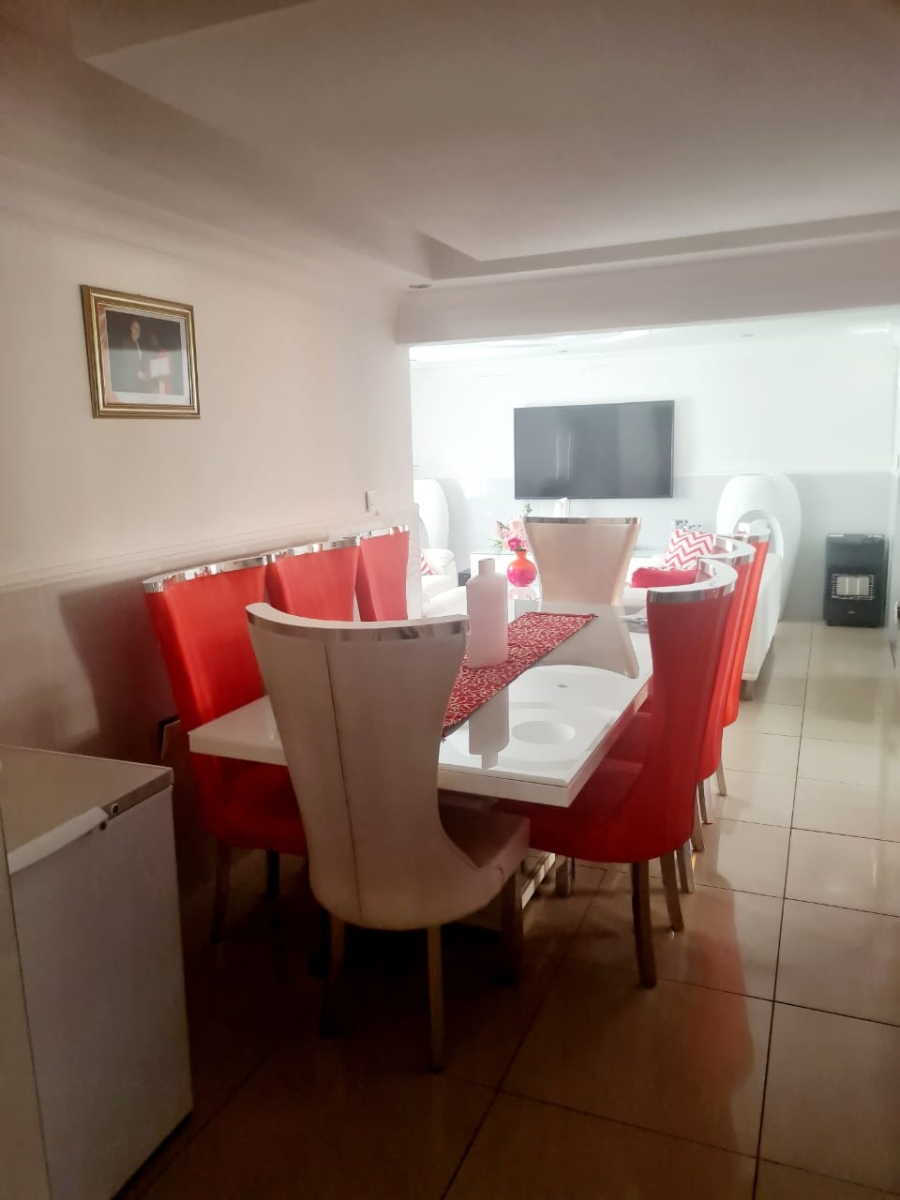 3 Bedroom Property for Sale in Golden Gardens Gauteng