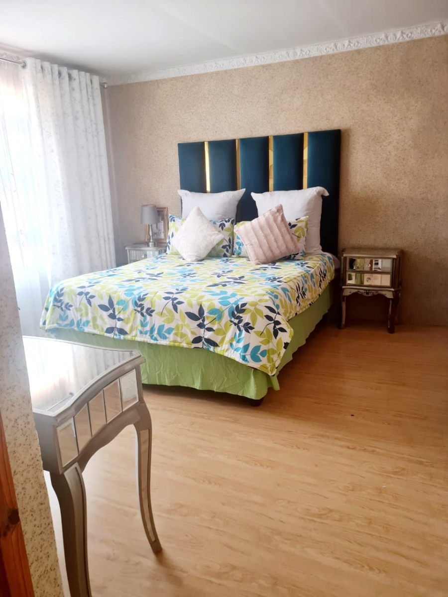 3 Bedroom Property for Sale in Golden Gardens Gauteng