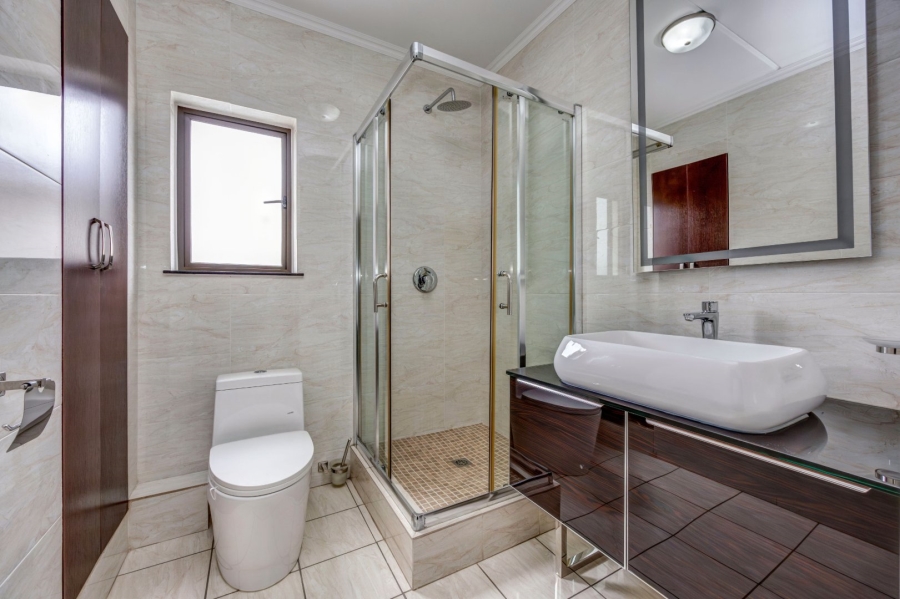 2 Bedroom Property for Sale in Fourways Gauteng