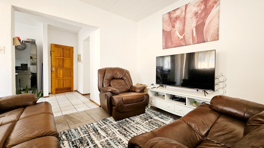 2 Bedroom Property for Sale in Three Rivers Gauteng