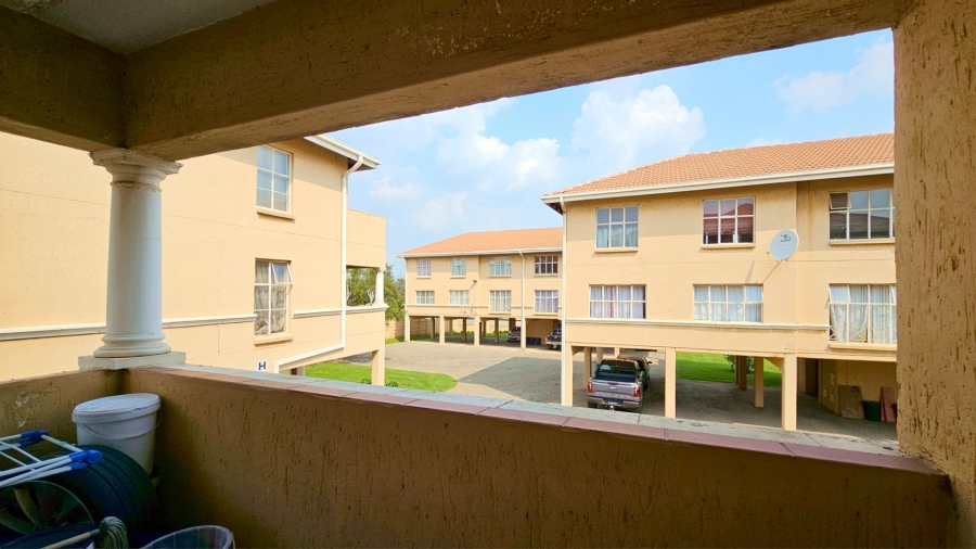 2 Bedroom Property for Sale in Three Rivers Gauteng