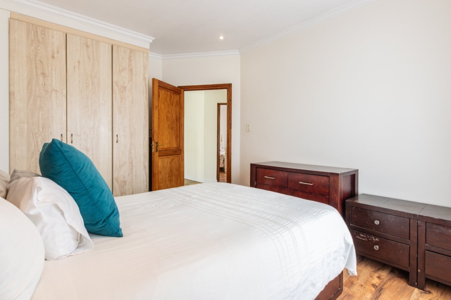 5 Bedroom Property for Sale in Ruimsig Gauteng