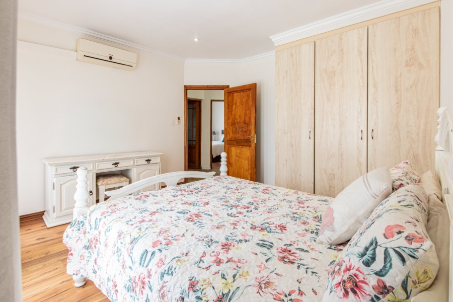 5 Bedroom Property for Sale in Ruimsig Gauteng