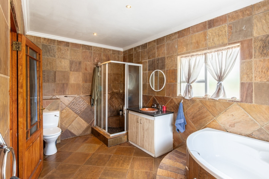 5 Bedroom Property for Sale in Ruimsig Gauteng