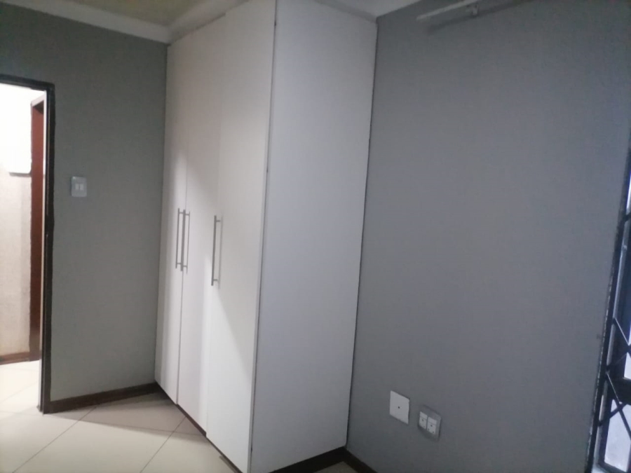 To Let 3 Bedroom Property for Rent in Dawn Park Gauteng