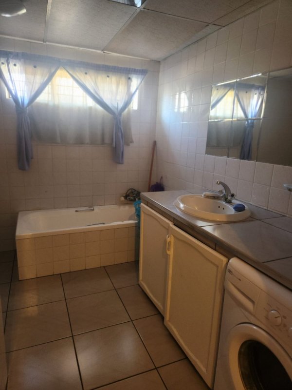 3 Bedroom Property for Sale in South Kensington Gauteng