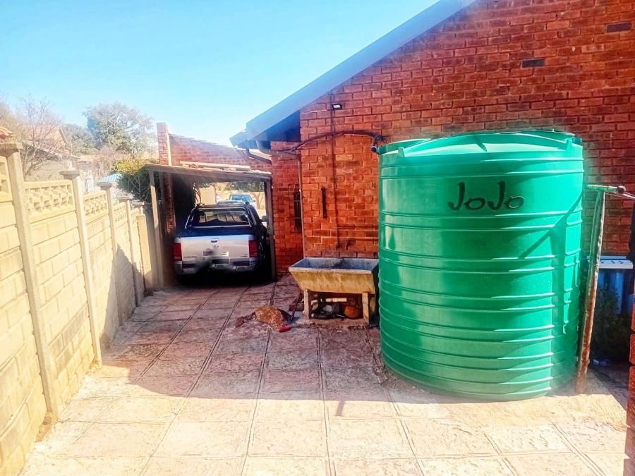 9 Bedroom Property for Sale in Naturena Gauteng