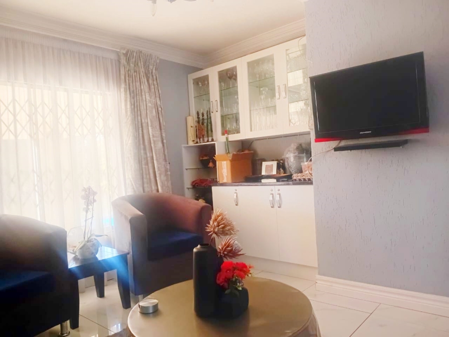 9 Bedroom Property for Sale in Naturena Gauteng