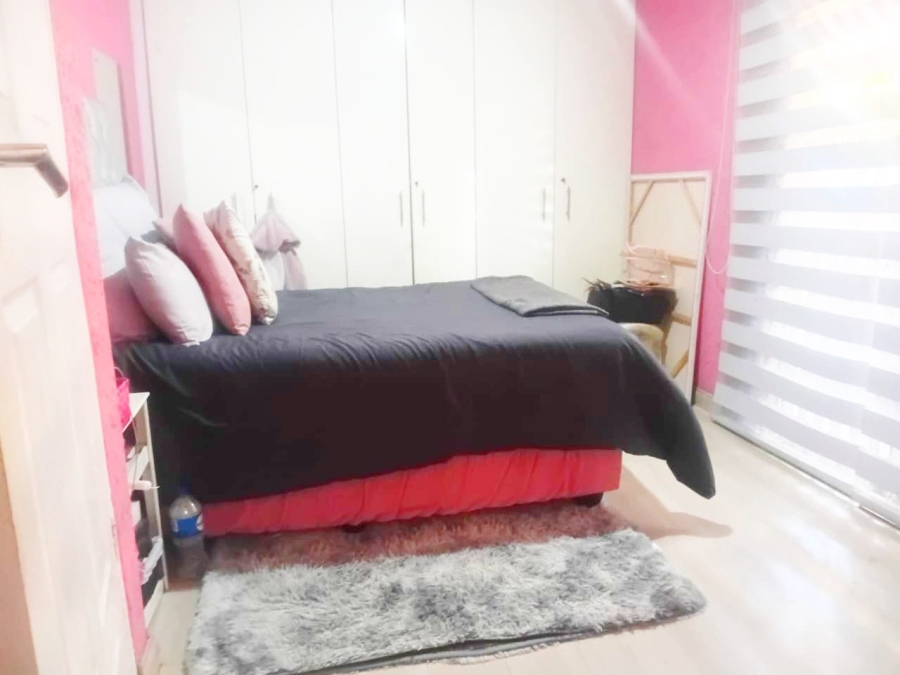 9 Bedroom Property for Sale in Naturena Gauteng