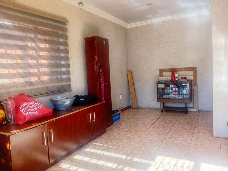 9 Bedroom Property for Sale in Naturena Gauteng