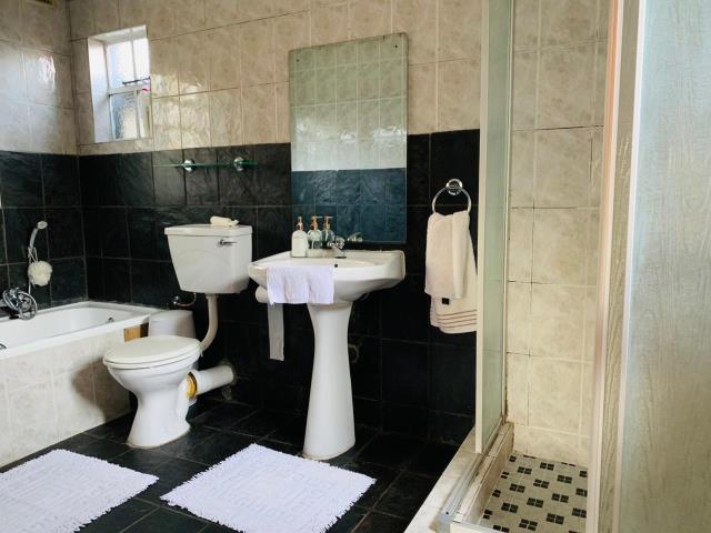 To Let 3 Bedroom Property for Rent in Buccleuch Gauteng
