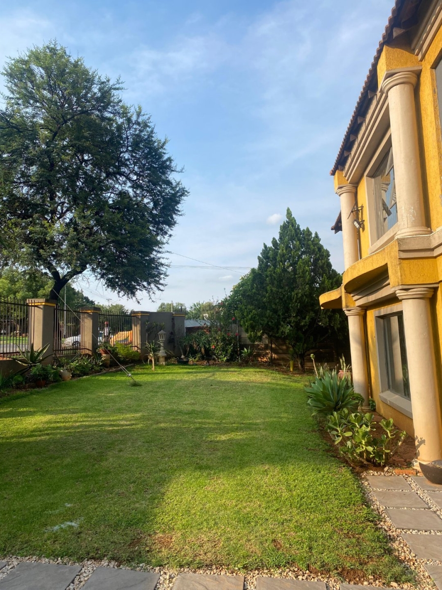 5 Bedroom Property for Sale in Proclamation Hill Gauteng