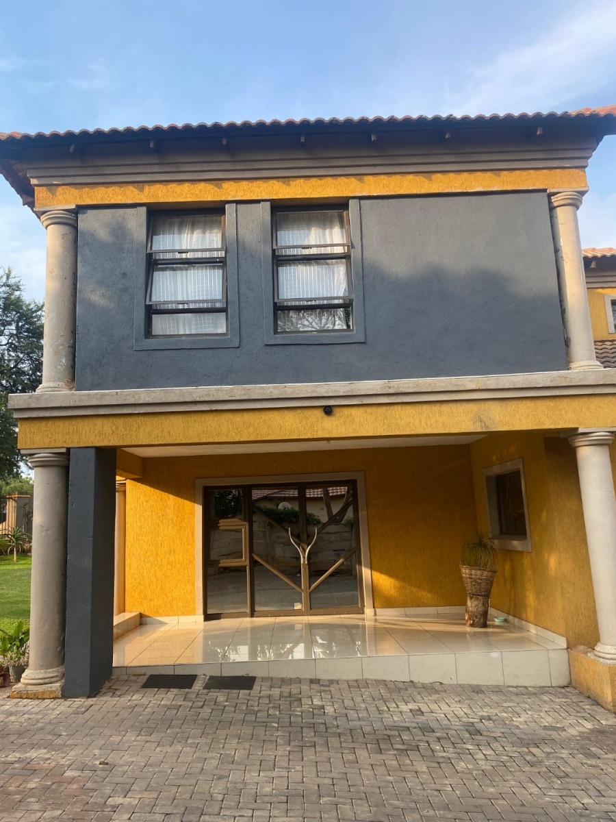 5 Bedroom Property for Sale in Proclamation Hill Gauteng