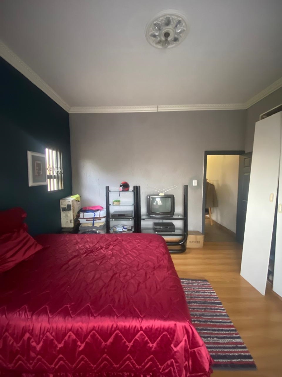 5 Bedroom Property for Sale in Proclamation Hill Gauteng