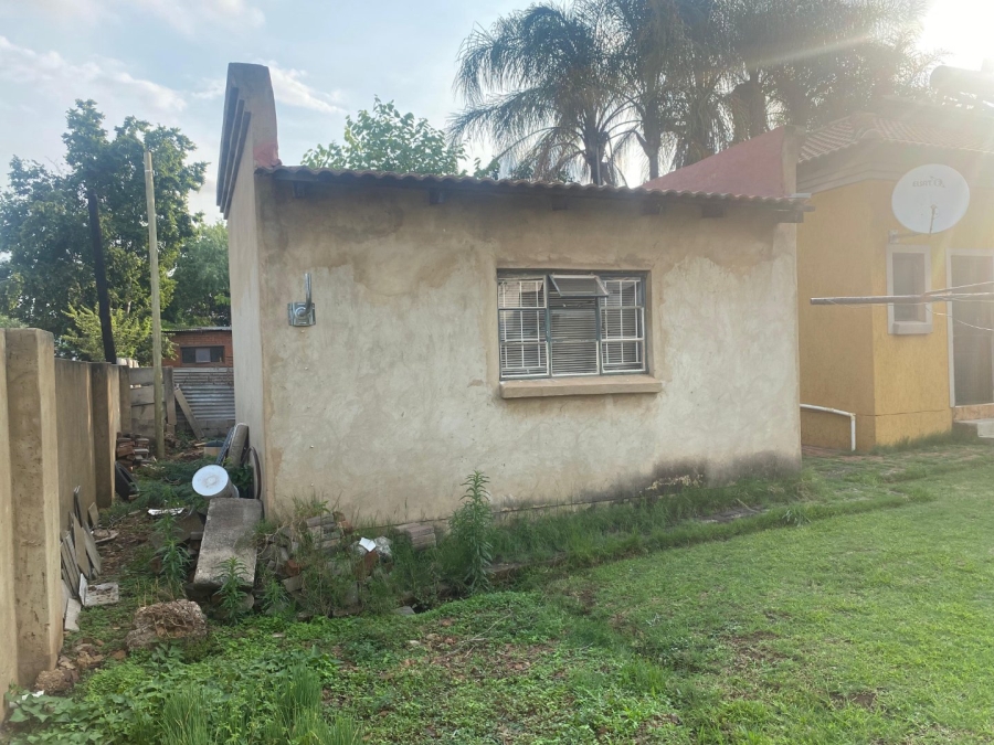 5 Bedroom Property for Sale in Proclamation Hill Gauteng