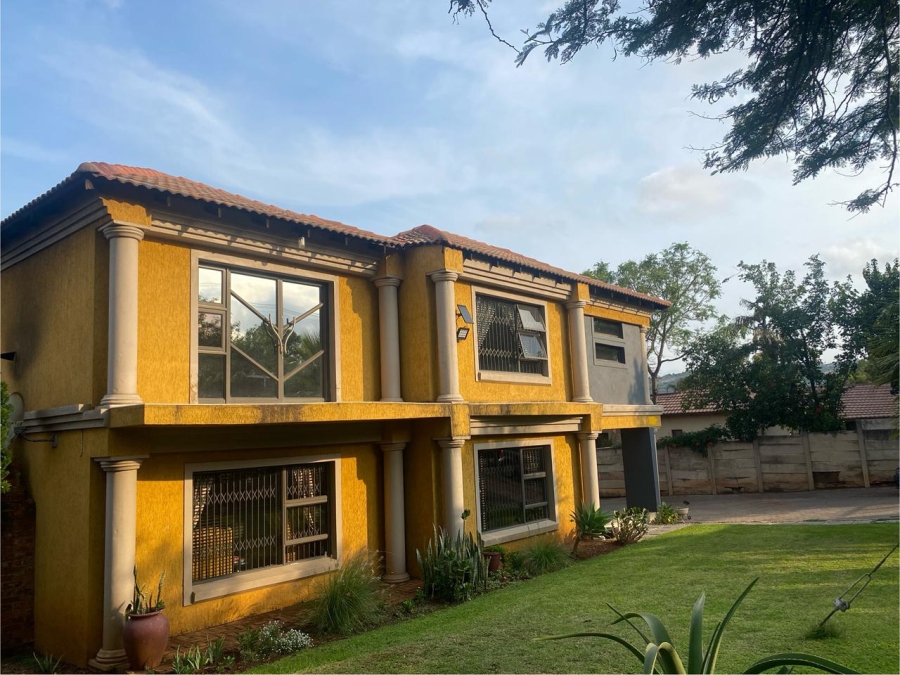 5 Bedroom Property for Sale in Proclamation Hill Gauteng