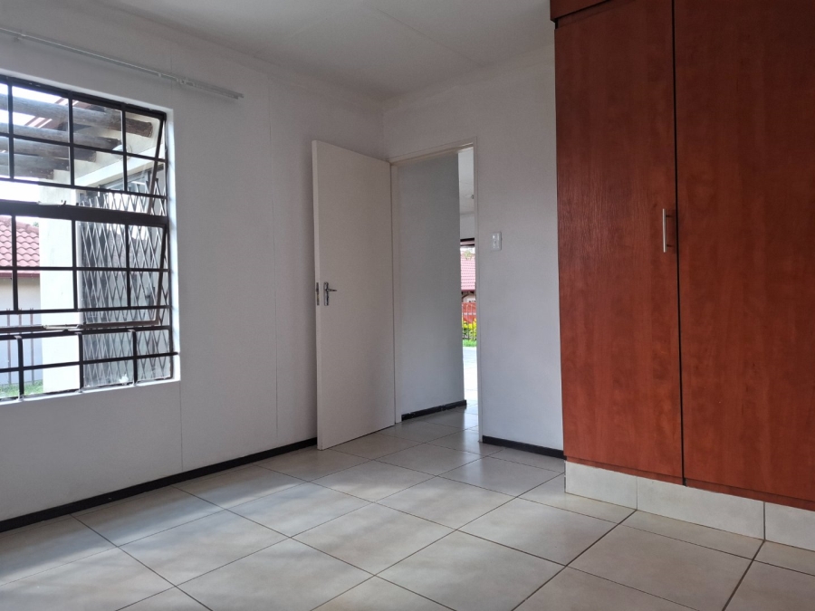 To Let 2 Bedroom Property for Rent in Heatherview Gauteng