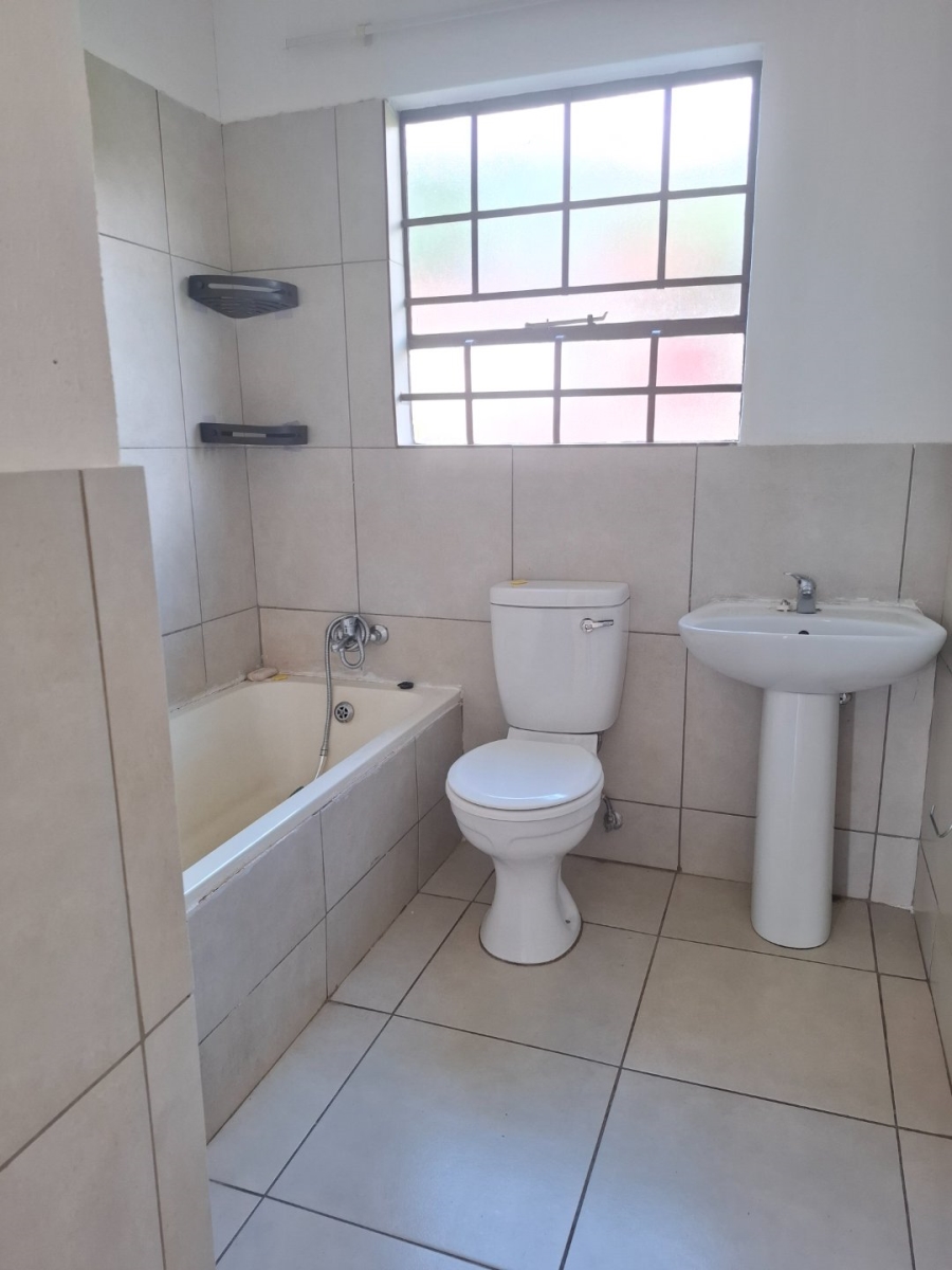 To Let 2 Bedroom Property for Rent in Heatherview Gauteng