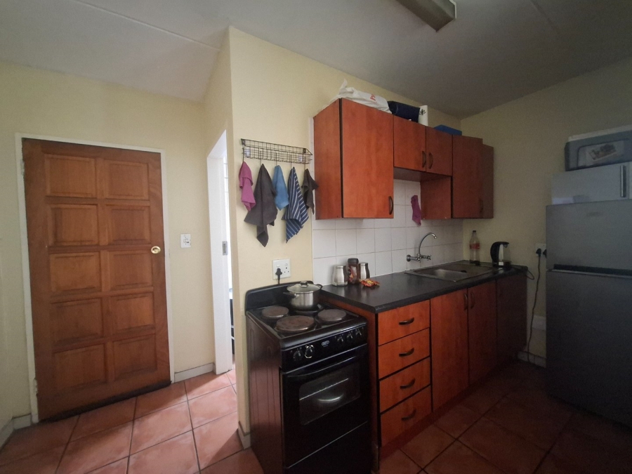 1 Bedroom Property for Sale in Riviera Gauteng
