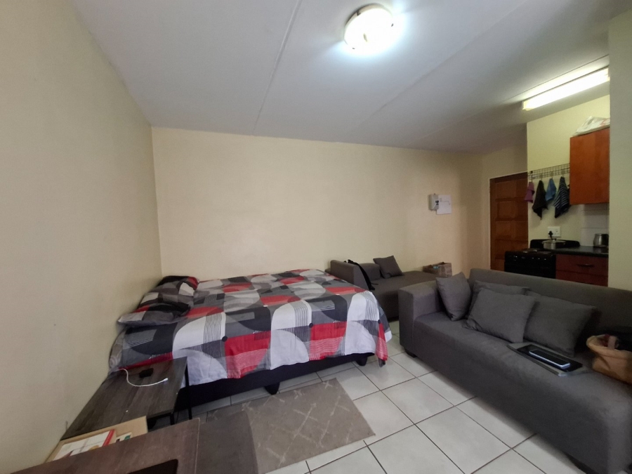 1 Bedroom Property for Sale in Riviera Gauteng