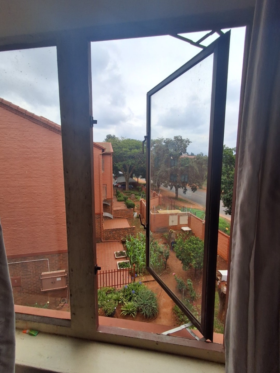 1 Bedroom Property for Sale in Riviera Gauteng