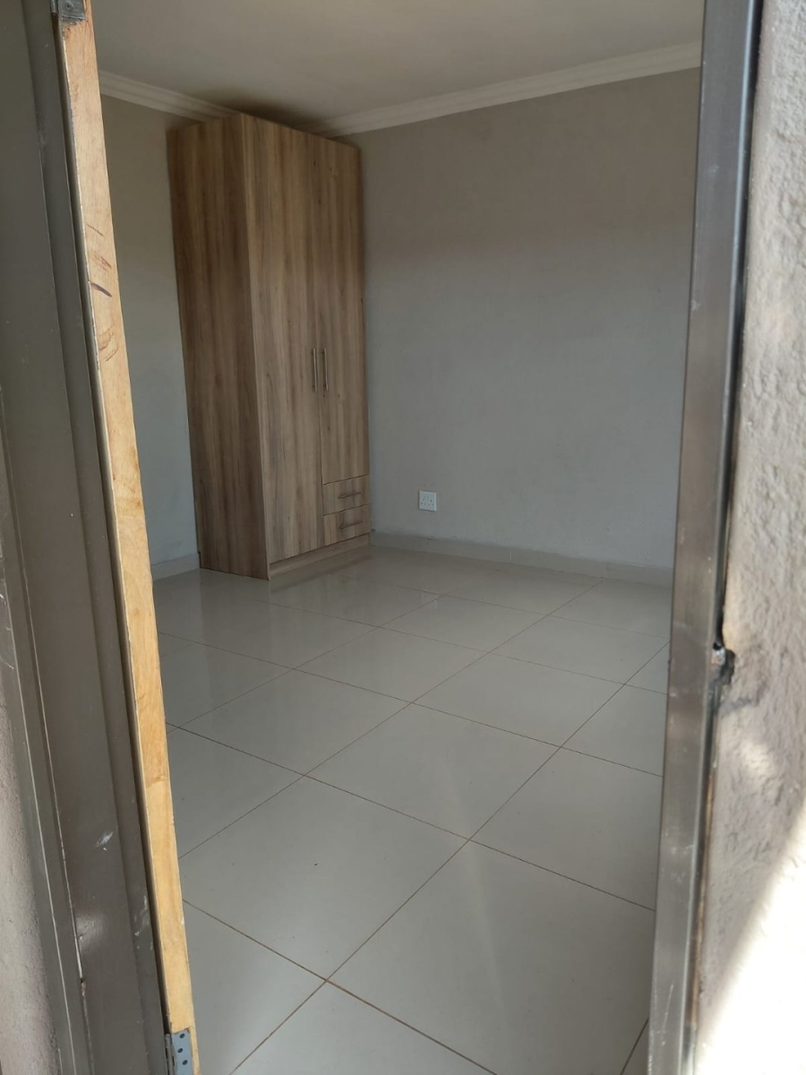 1 Bedroom Property for Sale in Soshanguve FF Gauteng