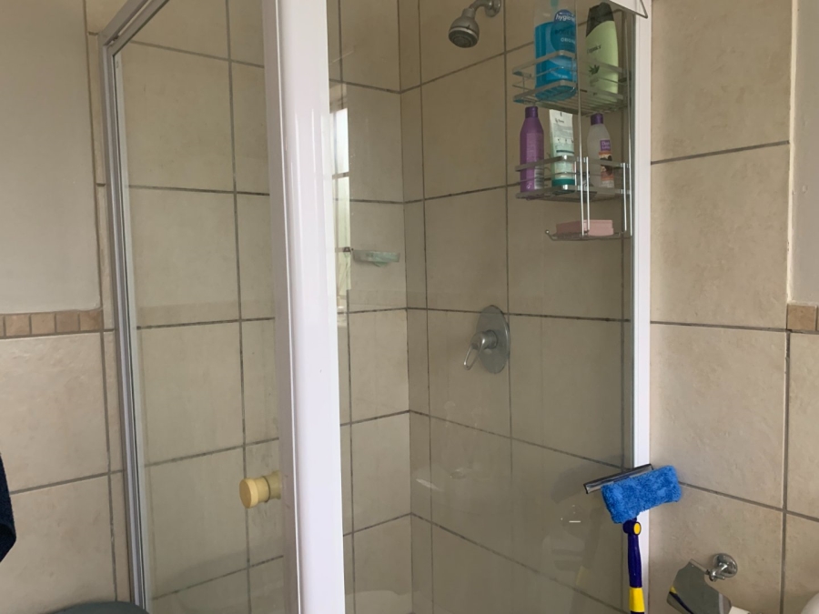 To Let 2 Bedroom Property for Rent in Kosmosdal Gauteng