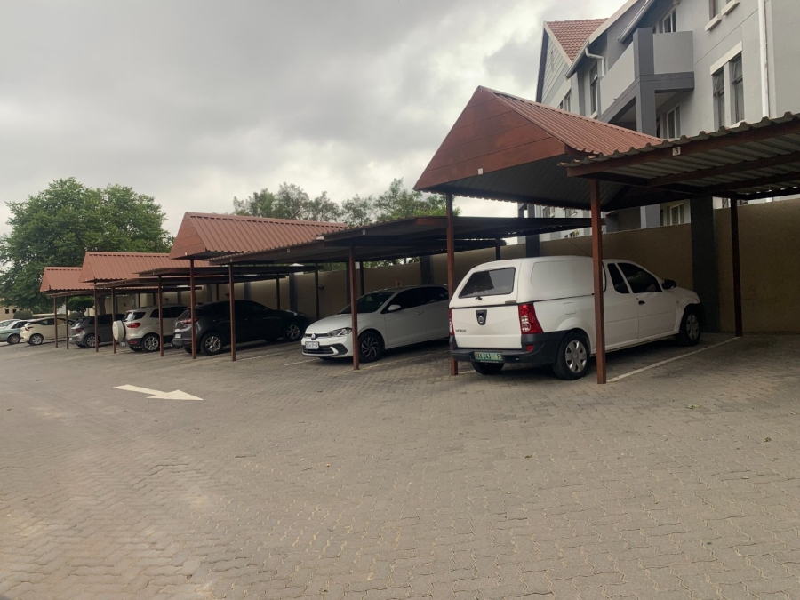 To Let 2 Bedroom Property for Rent in Kosmosdal Gauteng