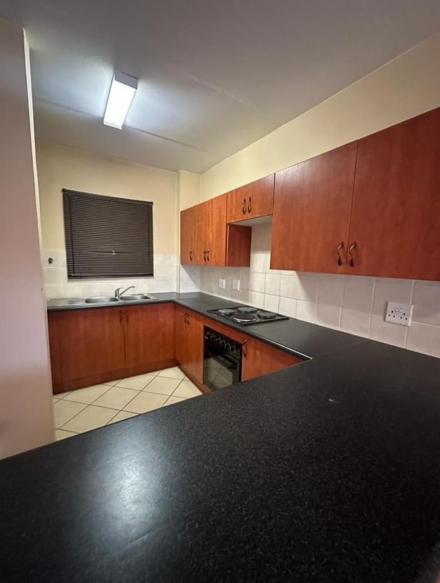 To Let 2 Bedroom Property for Rent in Honeydew Gauteng