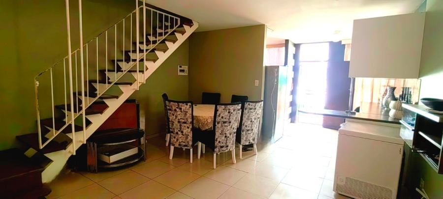 2 Bedroom Property for Sale in Gezina Gauteng