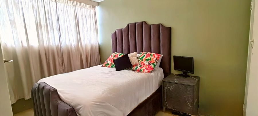 2 Bedroom Property for Sale in Gezina Gauteng