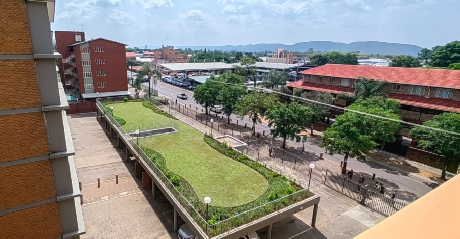 2 Bedroom Property for Sale in Gezina Gauteng