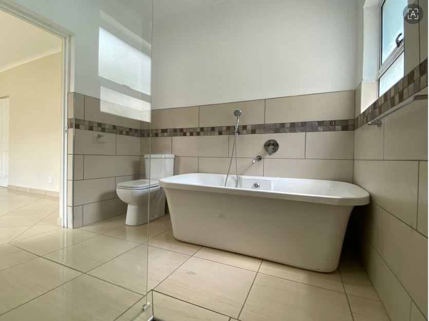 To Let 4 Bedroom Property for Rent in Highway Gardens Gauteng