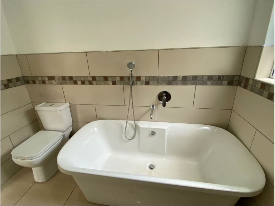To Let 4 Bedroom Property for Rent in Highway Gardens Gauteng