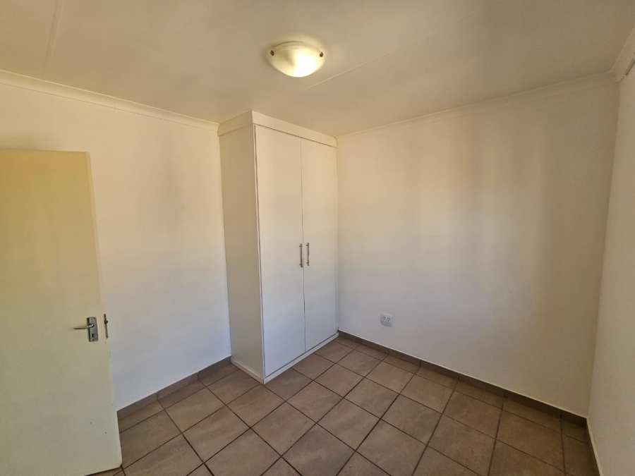 To Let 2 Bedroom Property for Rent in Albertsdal Gauteng