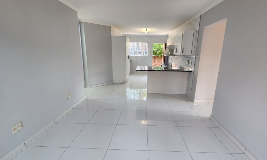 3 Bedroom Property for Sale in Die Hoewes Gauteng