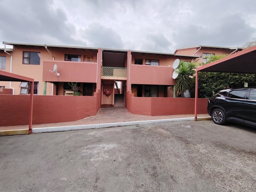 To Let 2 Bedroom Property for Rent in Ferndale Gauteng