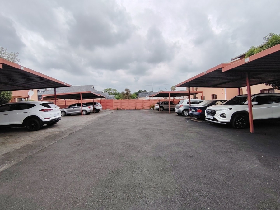 To Let 2 Bedroom Property for Rent in Ferndale Gauteng