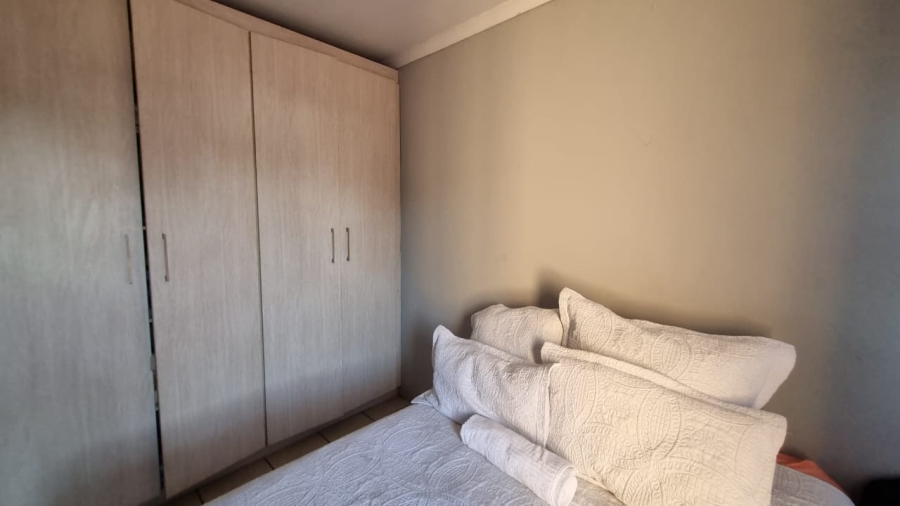 4 Bedroom Property for Sale in Mountain View Gauteng