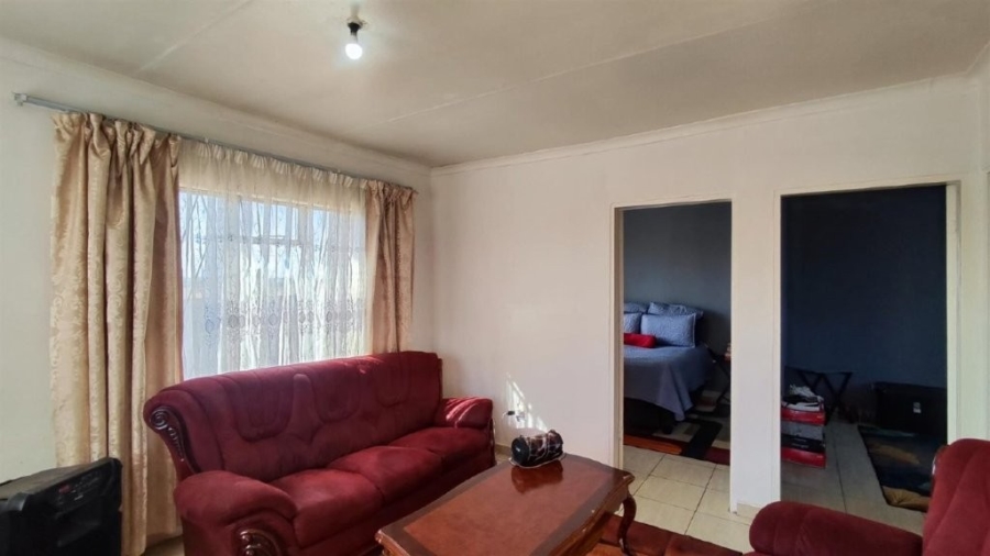 2 Bedroom Property for Sale in Vanderbijlpark CE 7 Gauteng