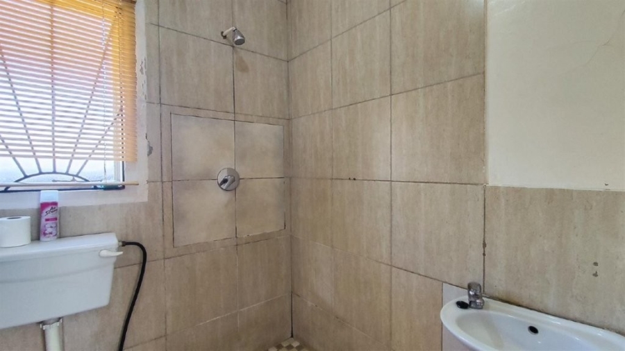 2 Bedroom Property for Sale in Vanderbijlpark CE 7 Gauteng