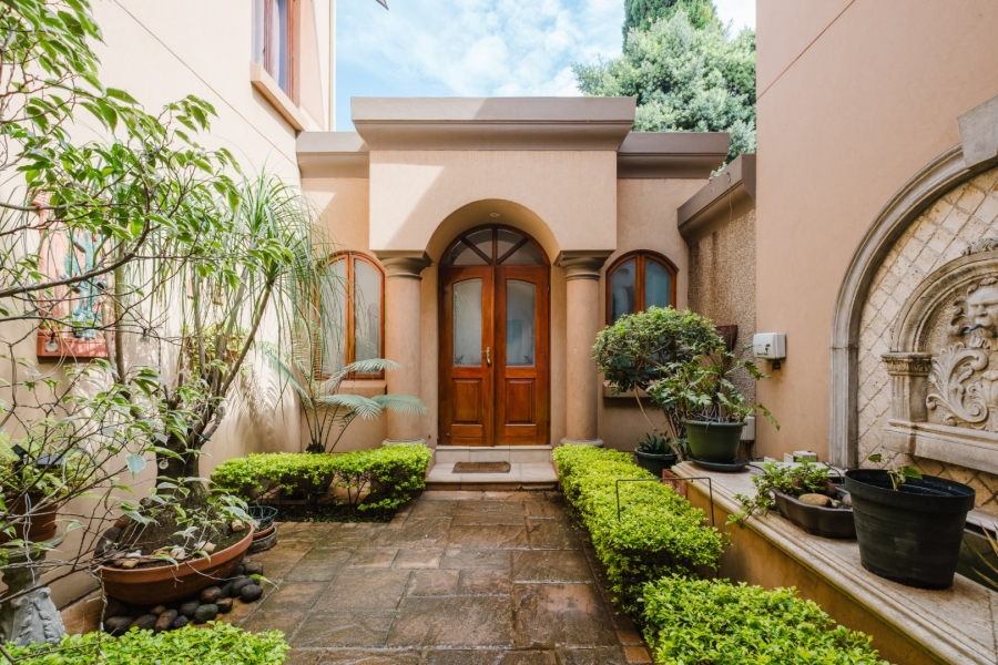 4 Bedroom Property for Sale in Bedfordview Gauteng