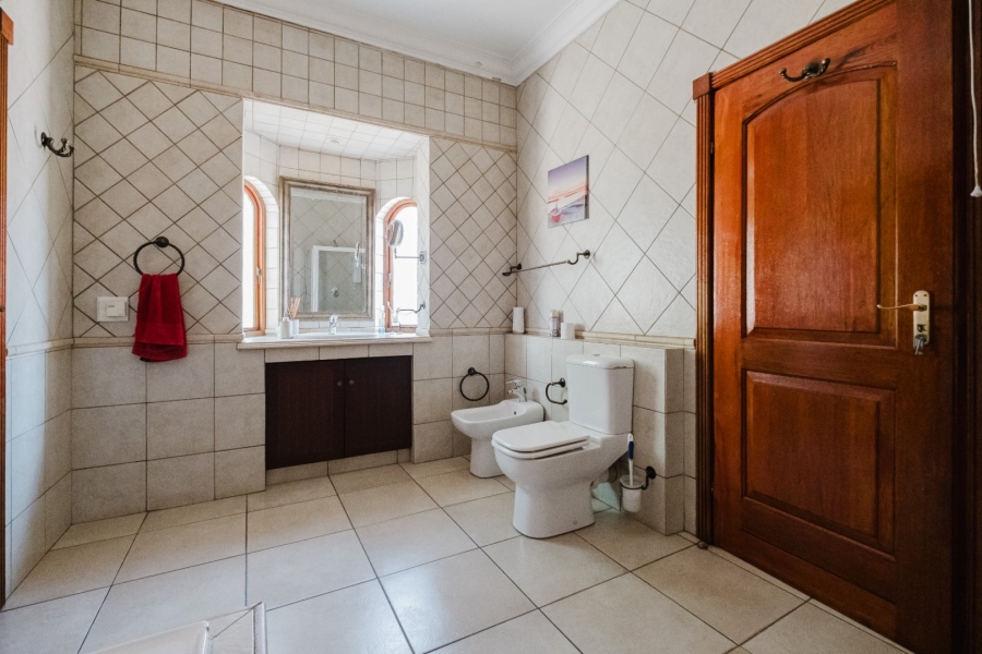 4 Bedroom Property for Sale in Bedfordview Gauteng