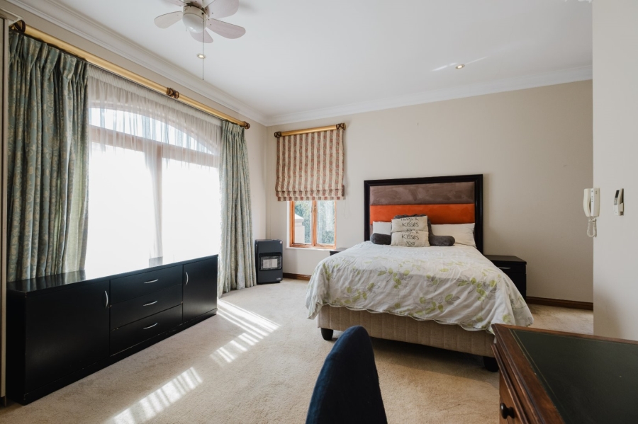 4 Bedroom Property for Sale in Bedfordview Gauteng